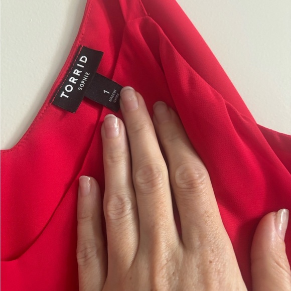 Torrid Red Camisole with V-Neck and Spaghetti Straps - Picture 2 of 2